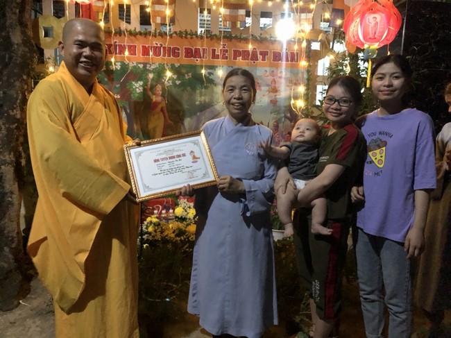 Dong Cao Pagoda granting the merit certificate to Buddhists having  the design of Lumbini garden at home.